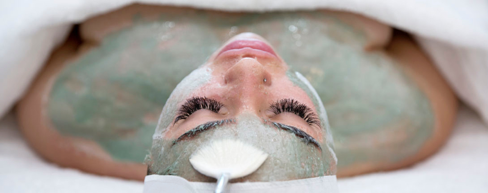 Bohemian Facial With Décolleté