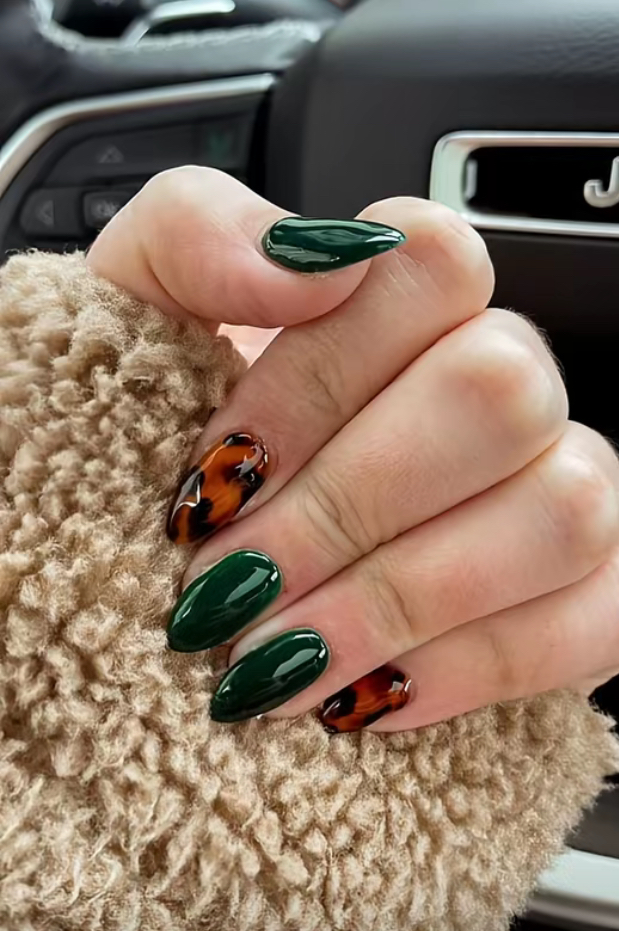 Fall Acrylic Nails
