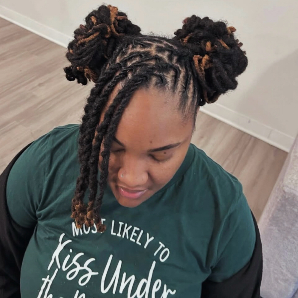 Kei Wash, Retwist & Premium Style at LocNKei in Grand Prairie, TX