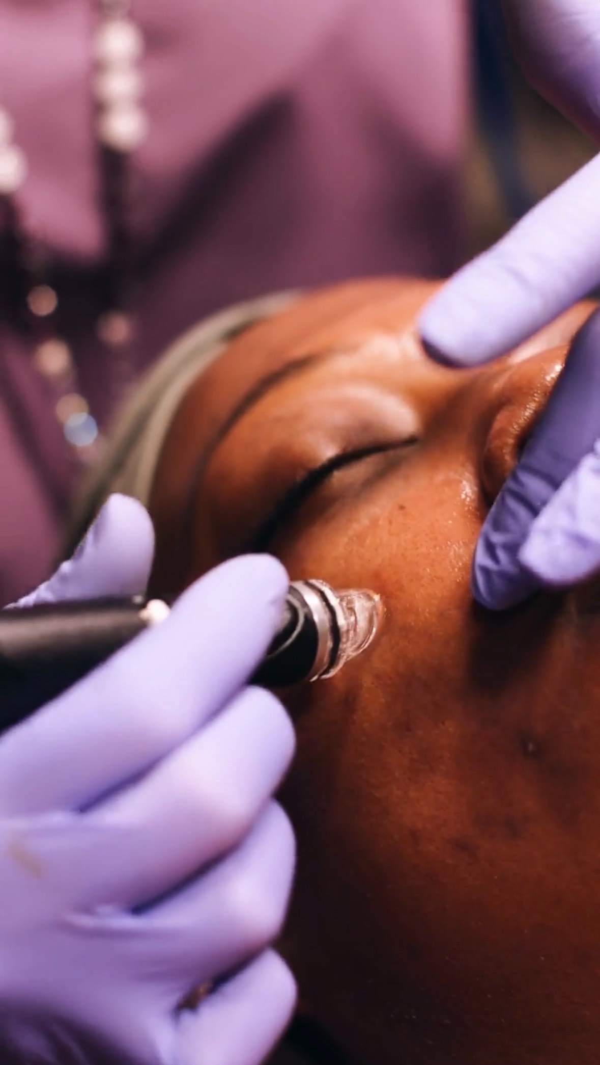 LIFT & SCULPT HYDRAFACIAL* at Happyfaces.co in Valencia, CA