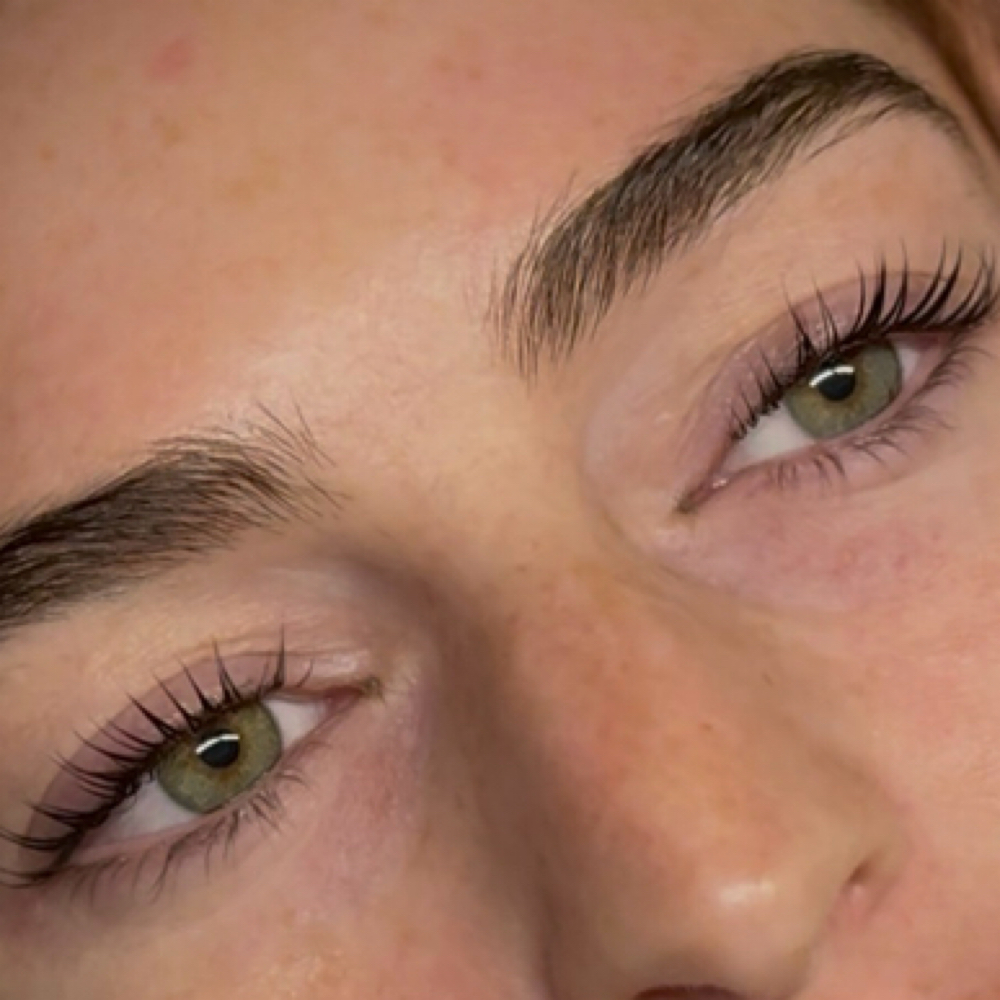 LASH LIFT & TINT 🚨 $40 DISCOUNT 🚨 at The Lash Collective in Oxford, AL