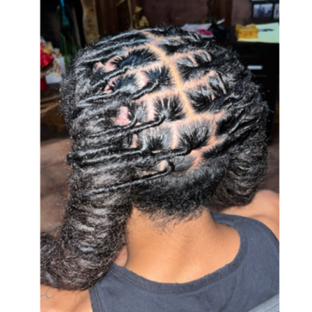 Retwist + Style at Elias1stopshop in Houston, TX