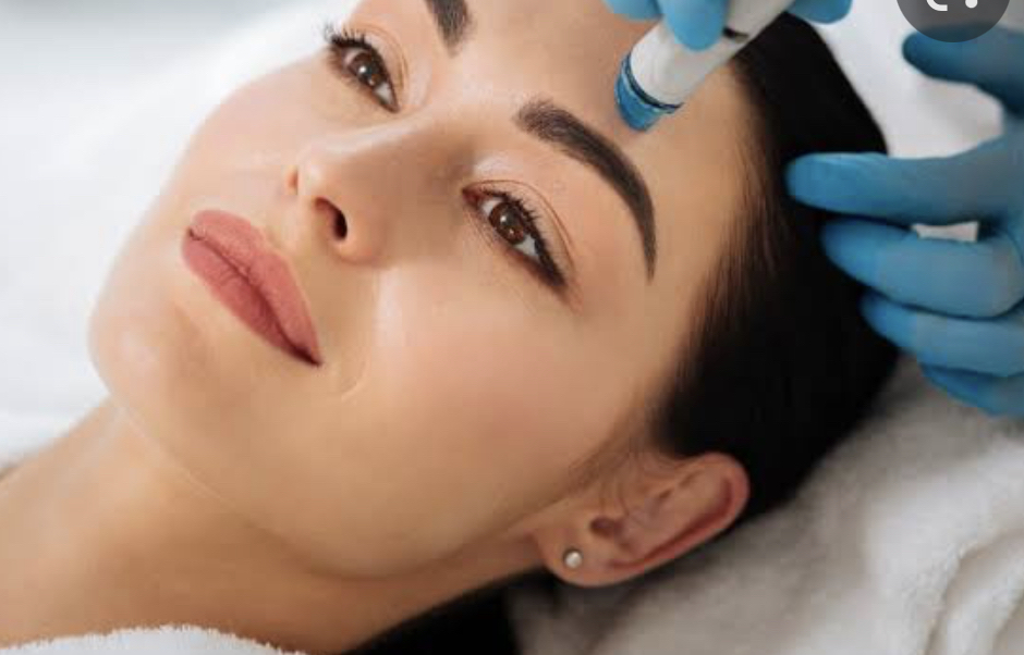 Hydrating & RF Skin Tightening