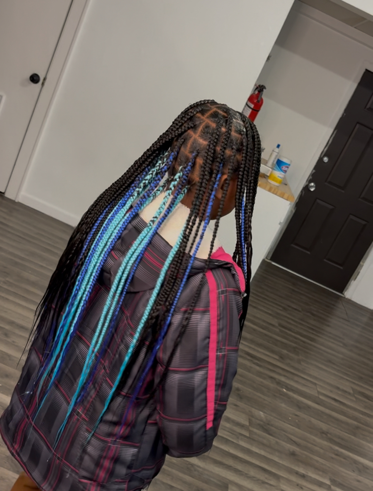 Medium Knotless