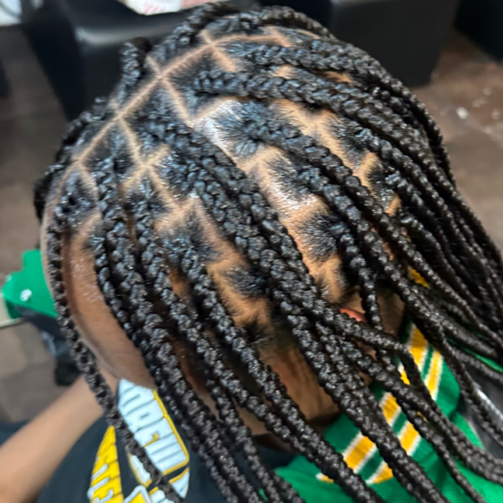 Medium Knotless at Kapture Hair in New Orleans, LA