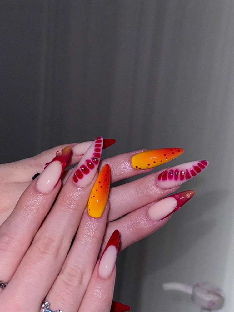 Stiletto/Almond Shape