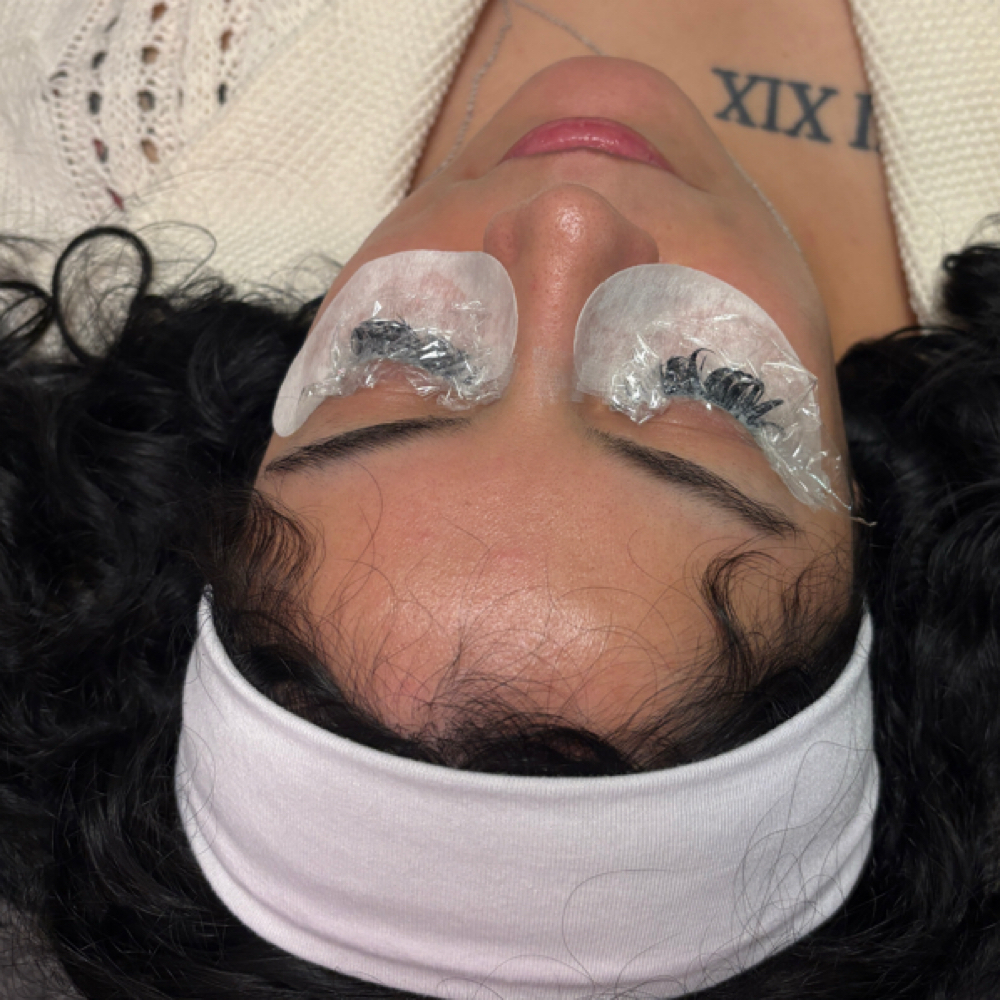 𝙻𝙰𝚂𝙷 𝚁𝙴𝙼𝙾𝚅𝙰𝙻 ✰ at 𝚂𝙸𝙽 𝙲𝙸𝚃𝚈 𝙱𝙴𝙰𝚄𝚃𝚈 𝙱𝙰𝚁 ✰ in 𝙻𝚊𝚞𝚛𝚎𝚕, MD