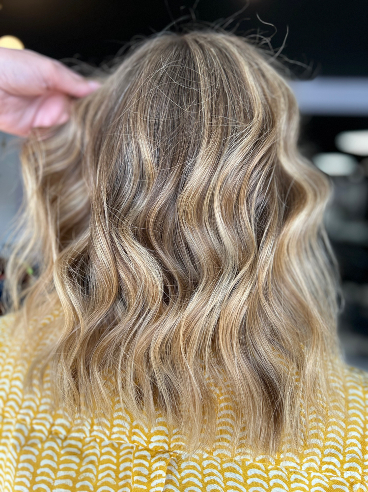 Partial Blonding Session