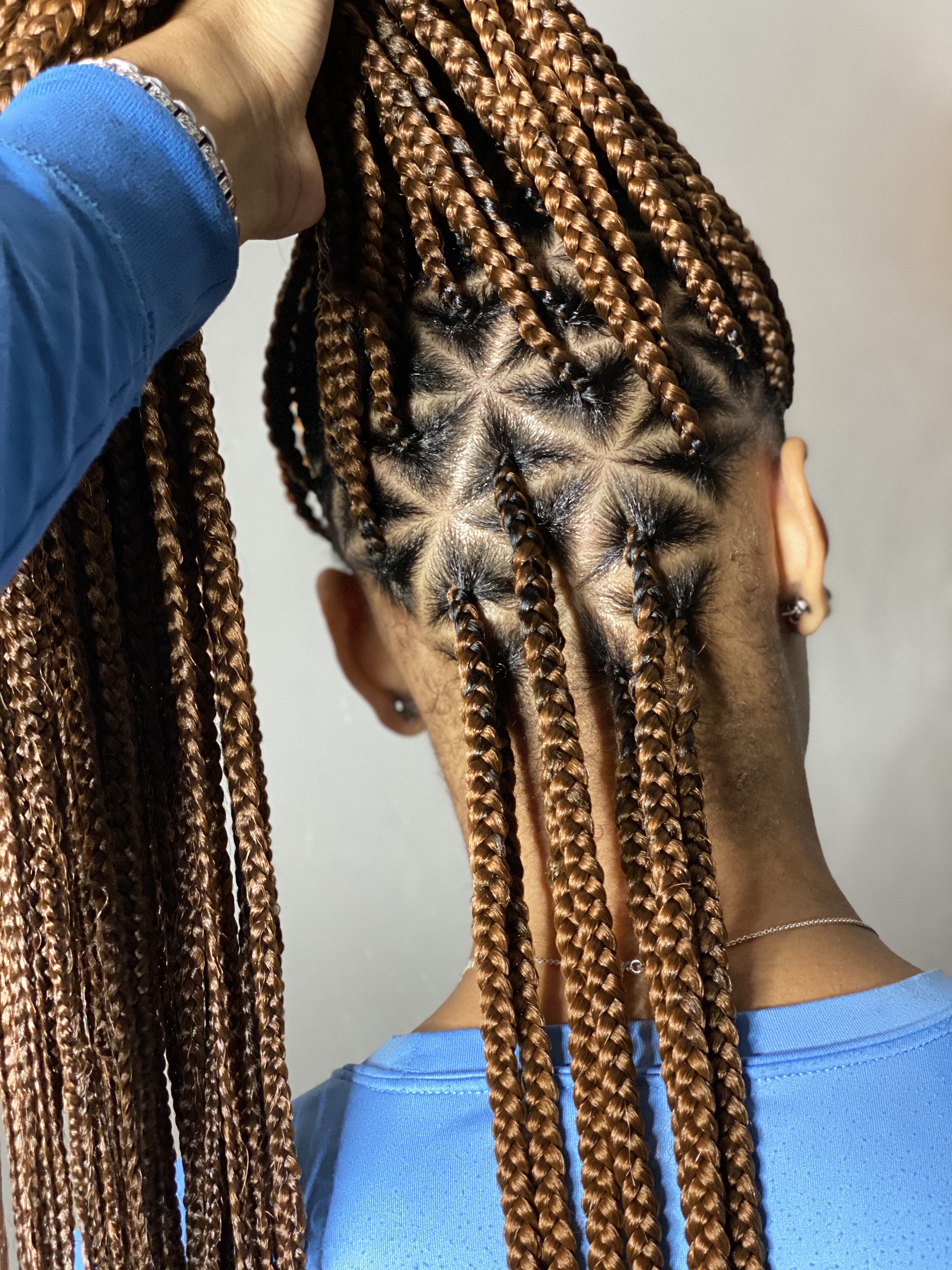 Medium Knotless Box braids