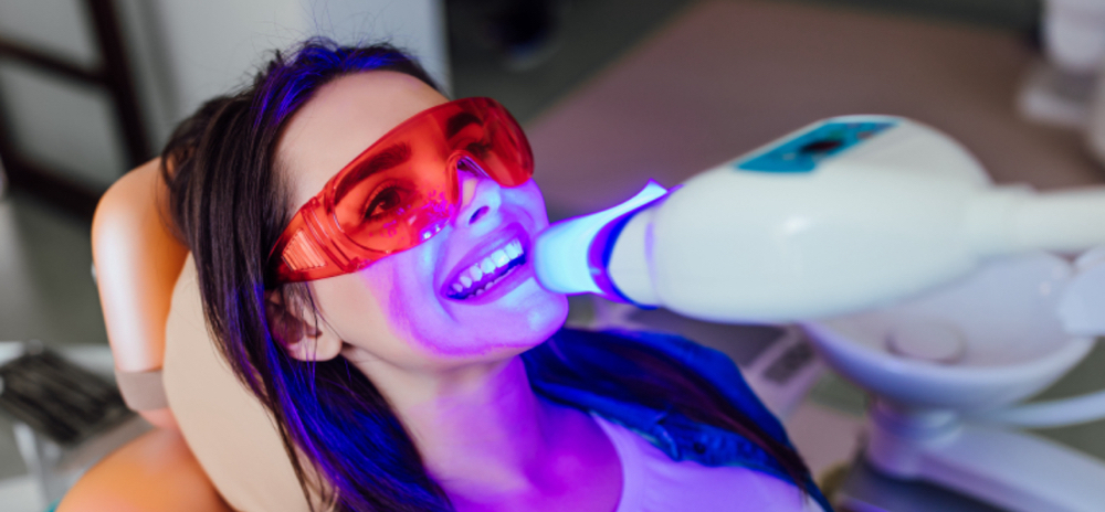 Teeth Whitening - 30 Mins