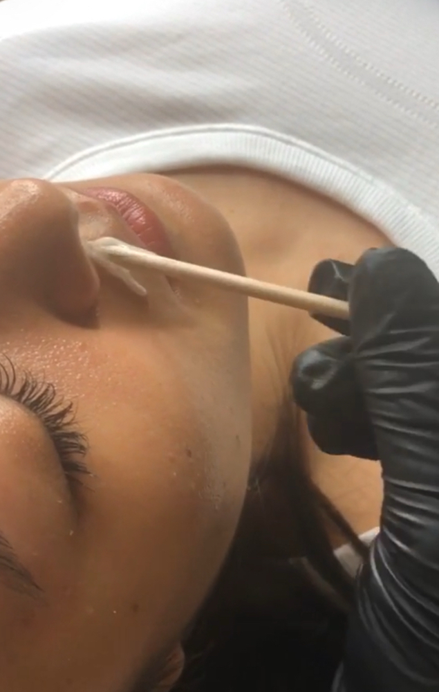 Lip or Chin Wax