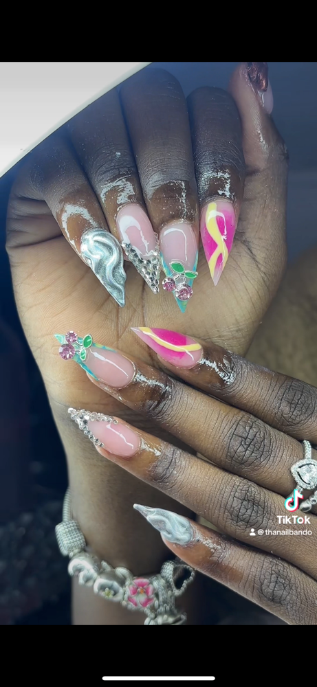 STILLETTOO NAILSSS