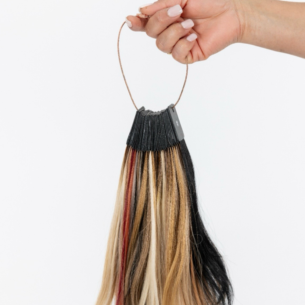 Hair Extensions at Luna Barber & Beauty Studio in Los Ángeles, CA