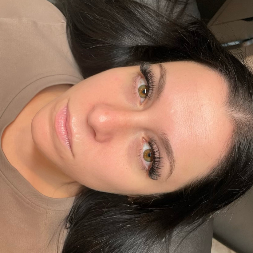 Hybrid Lash  Full Set