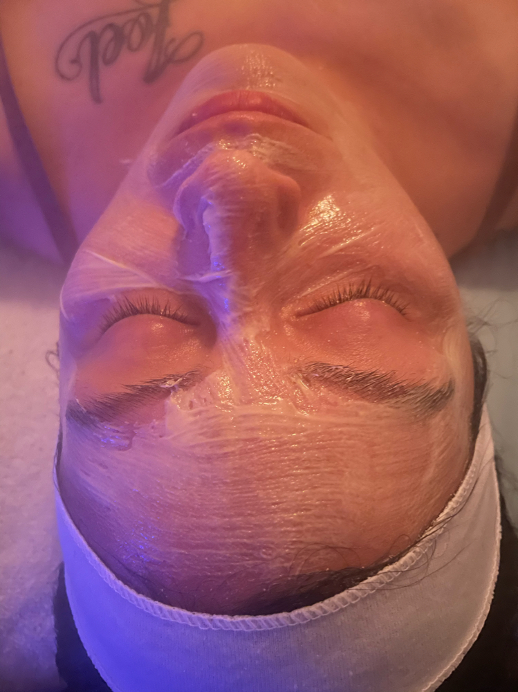 Refresher Glow Facial