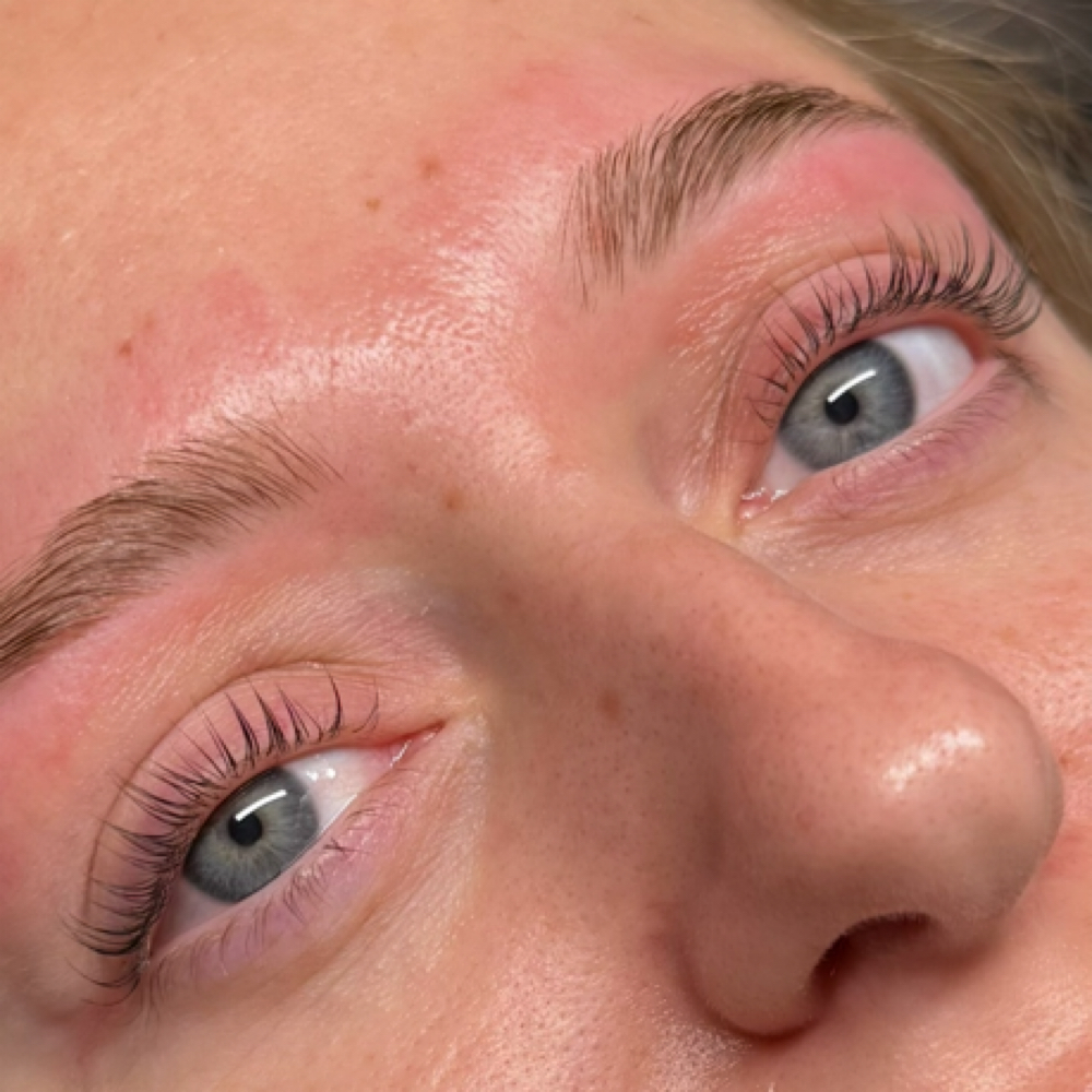 Lash Lift at Julie’s Brow Café in Newcastle, OK