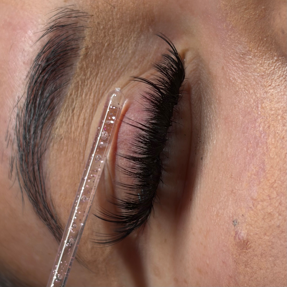 Wispy Set at Polish Me Pretty in Eagle Pass, TX