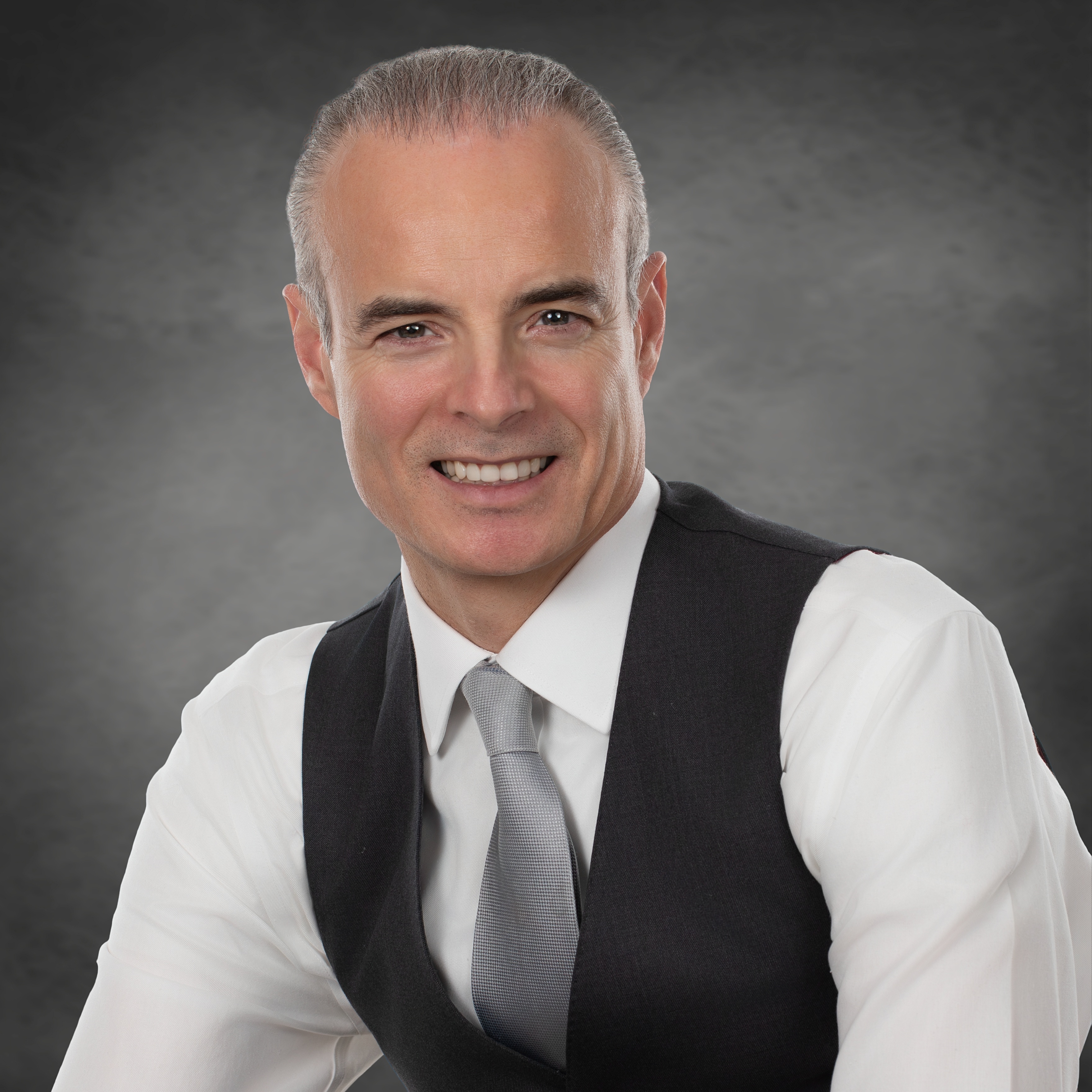Business Headshots at Cesar’s Photography in Northridge, CA