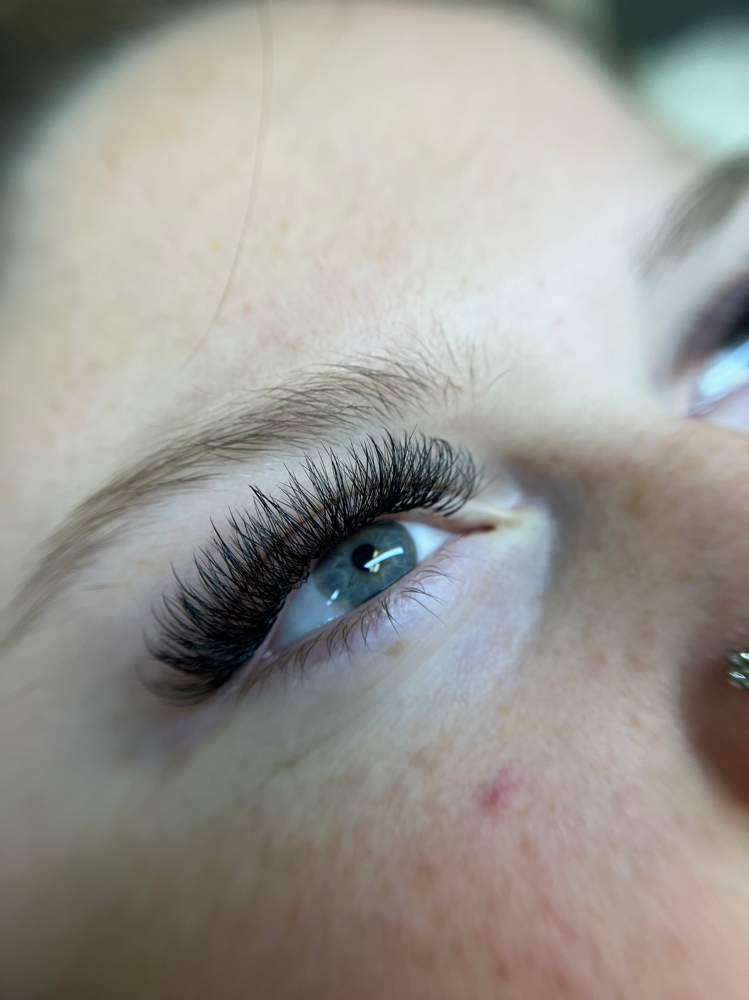 Volume Lashes