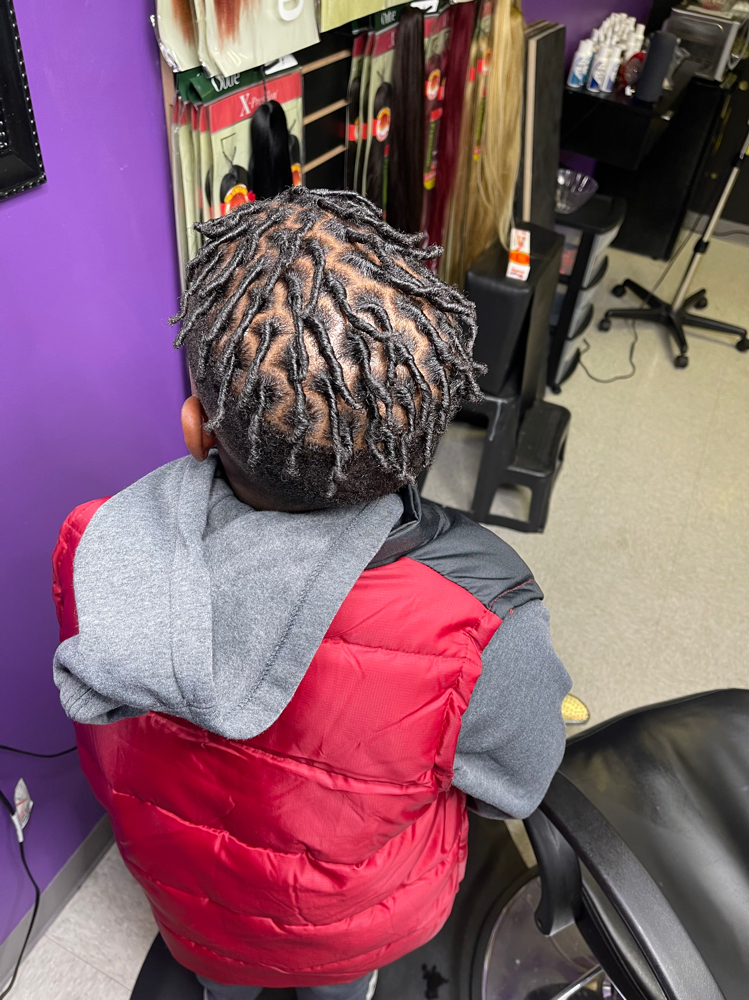 Start locs at Tks Beauty Bar LLC in Memphis, TN