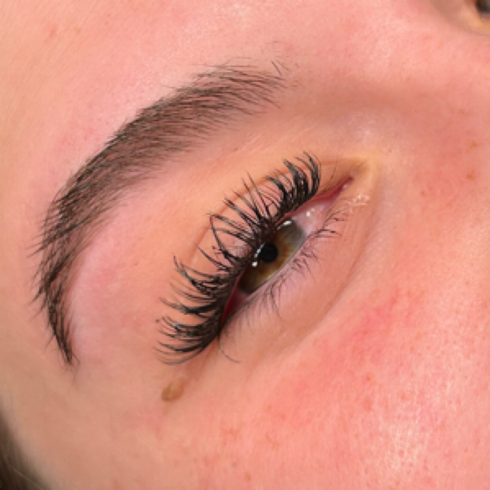 Lash Clusters at Simply Dunn Esthetics in Bowling Green, KY