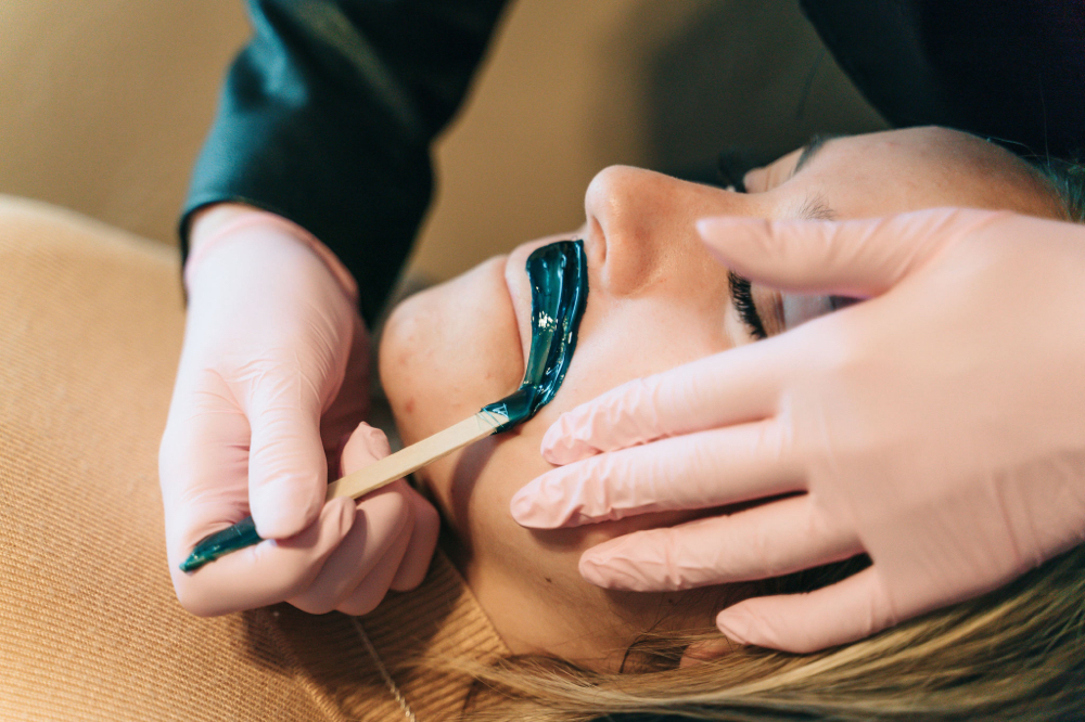 Any Face wax ( NA Brows)