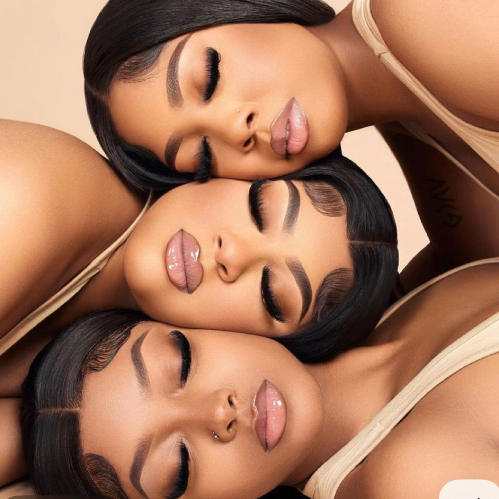 Bring A Friend DEAL 👯‍♀️ at Ray’DollsCollection in Cincinnati, OH
