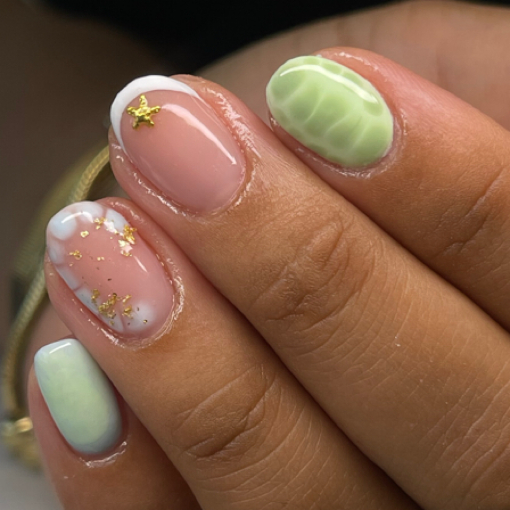 2 Week Fill at ALOx Nails in Riverside, RI