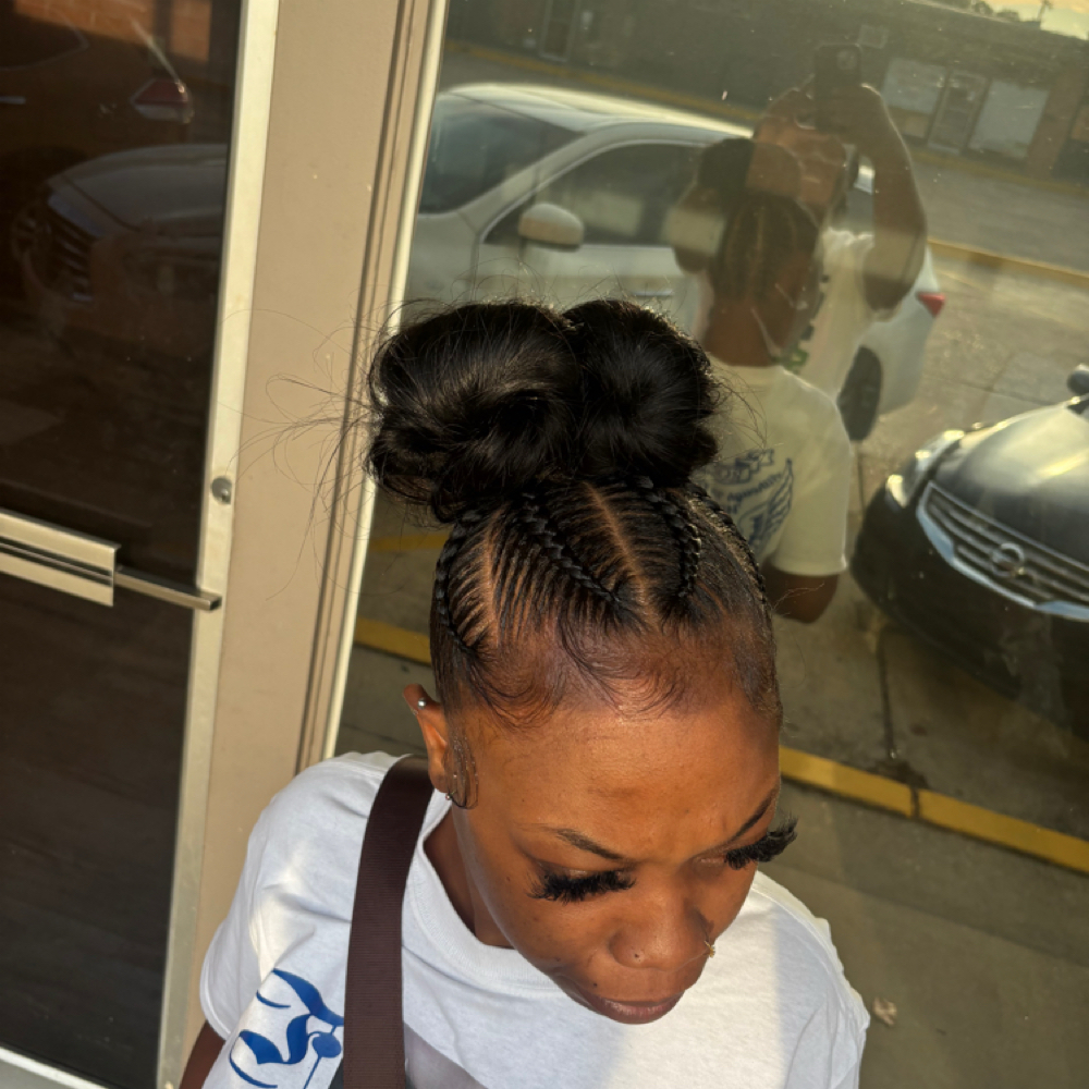 Kash doll Buns ✨ at Beauty4baeee in El Dorado, AR