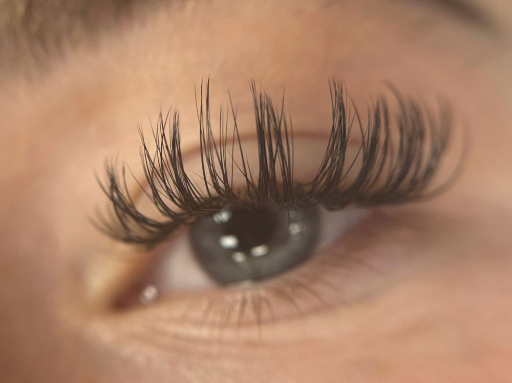 Hybrid Full Set at Long Island lashes in Mt Sinai, NY