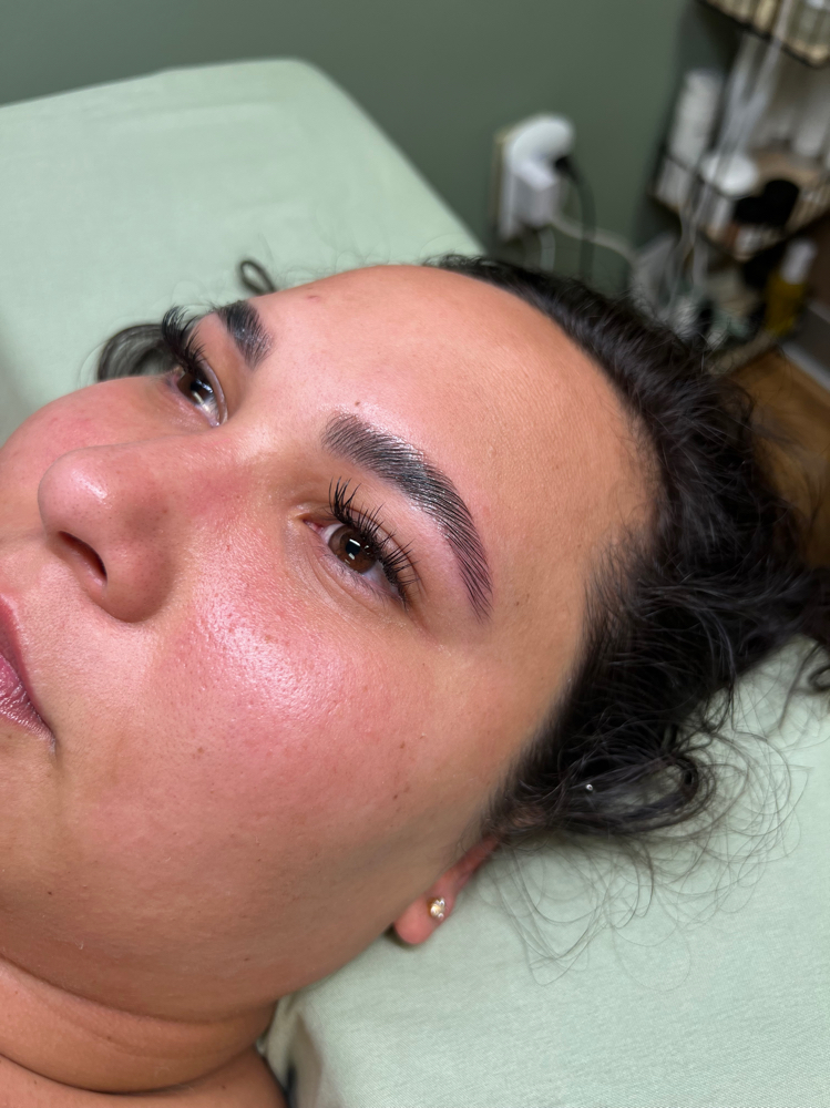 Brow Lamination + Tint