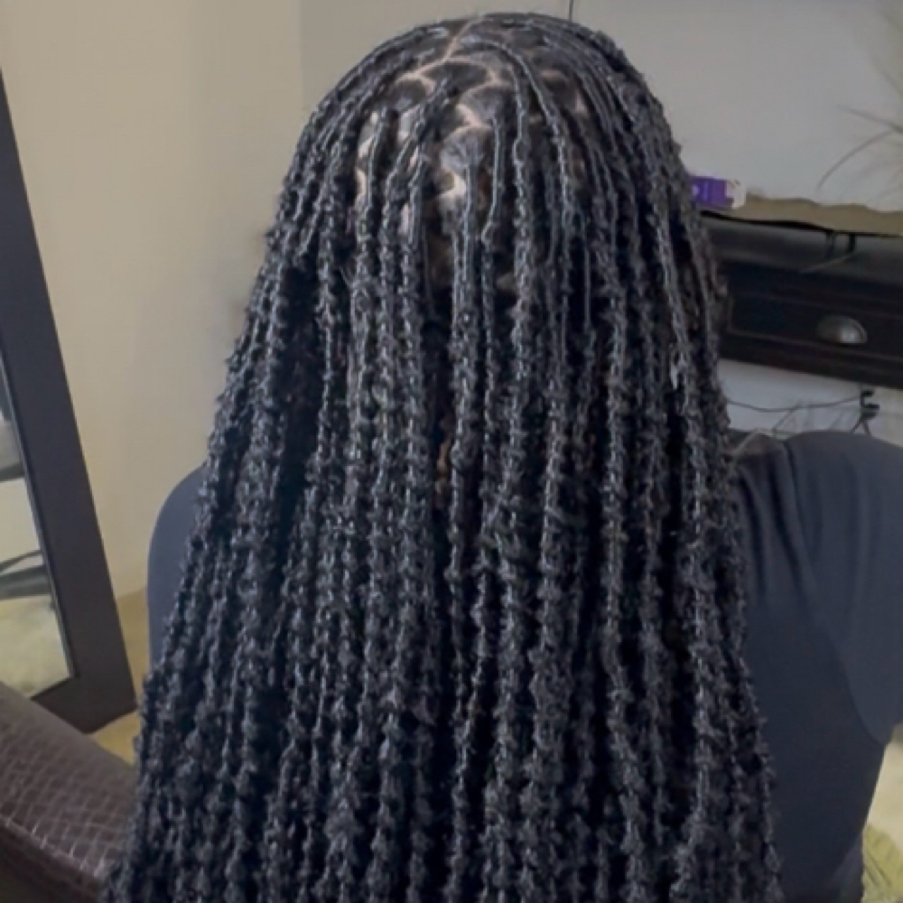 Loc Takedown at Loc’d By Naomi in Irvine, CA