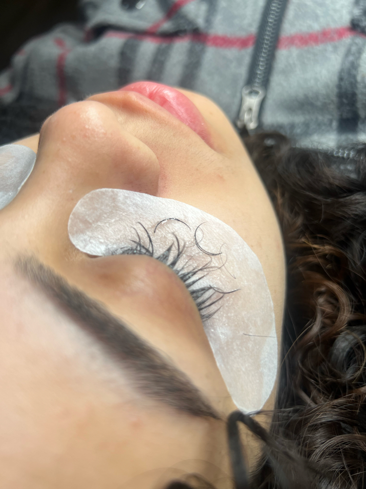 Lash Removal