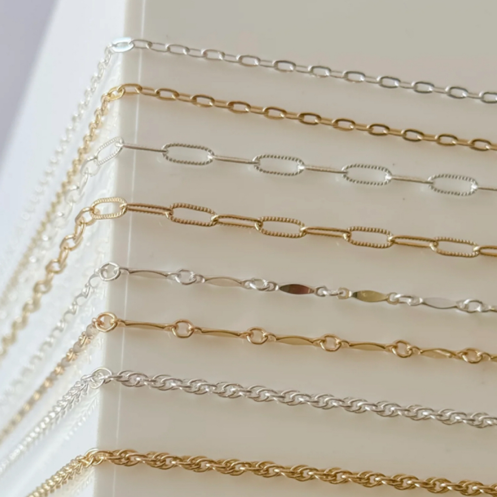 Hand Chain at No Loose Ends Spa & Beauty in Somerset, KY