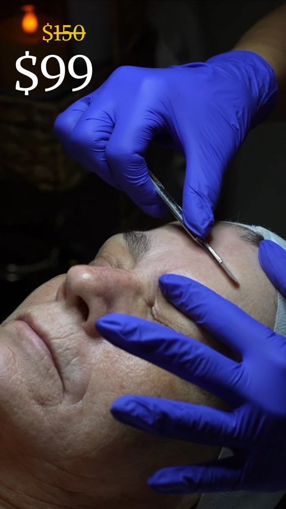 Dermaplane Glow Facial