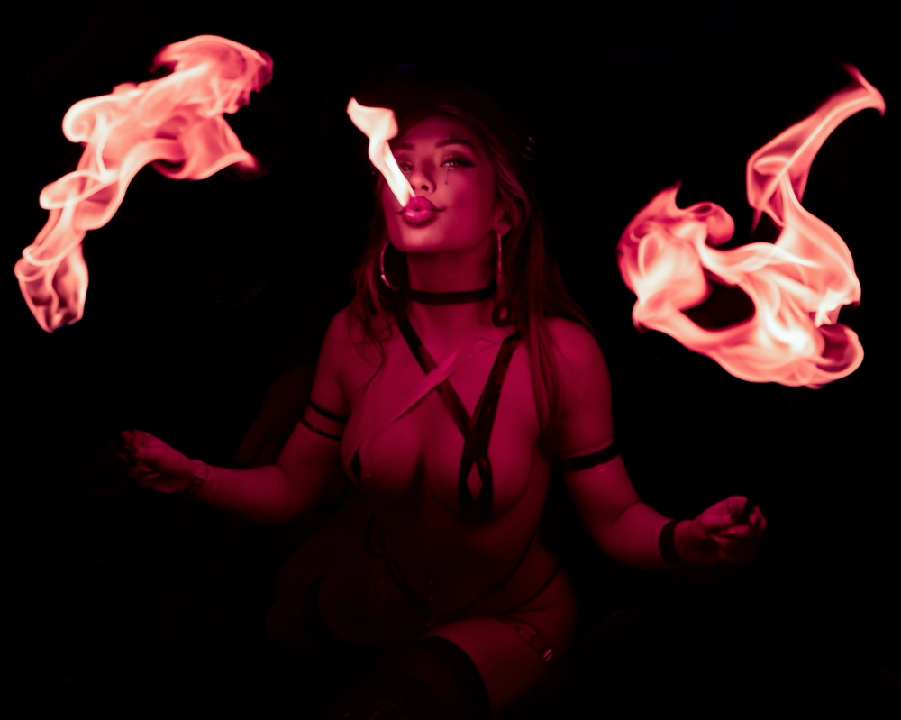 1:1 Fire Eating Lesson Lvl 2. 📚🔥