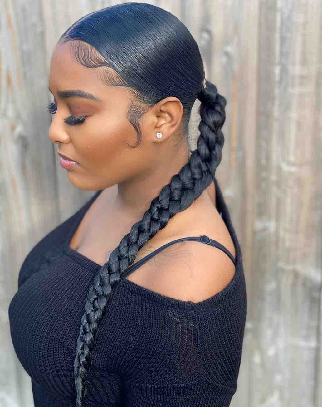 Sleek Pontytail With Braid