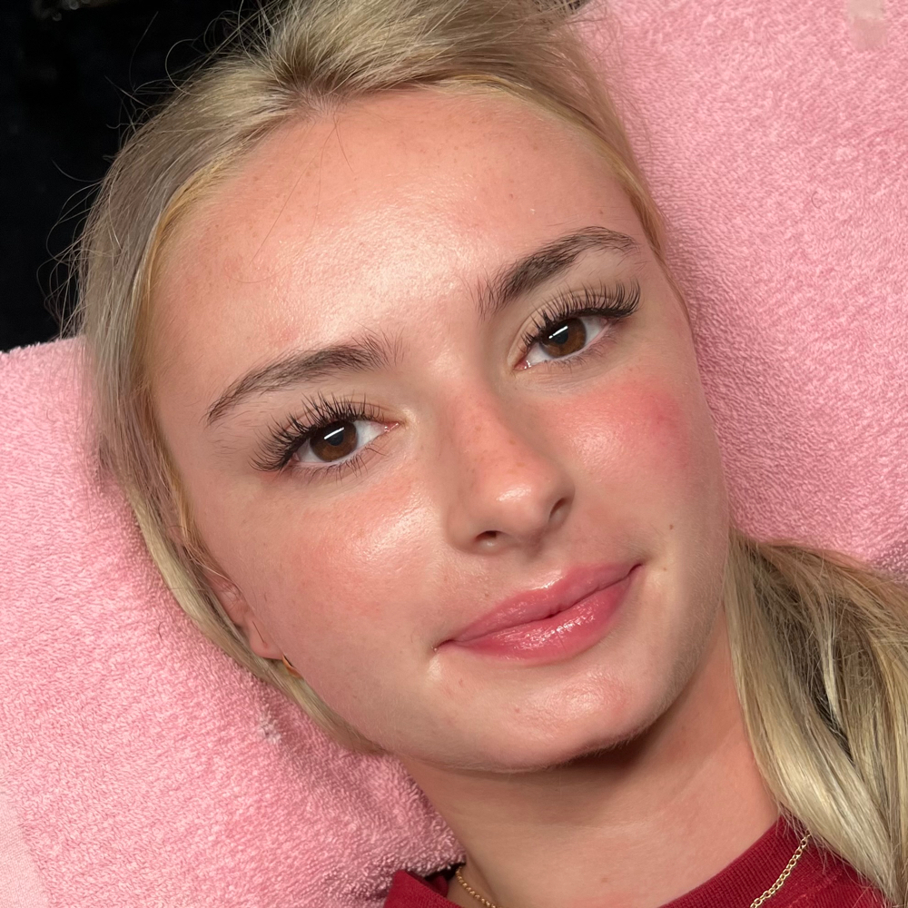 Classic Lash Extensions - Full Set