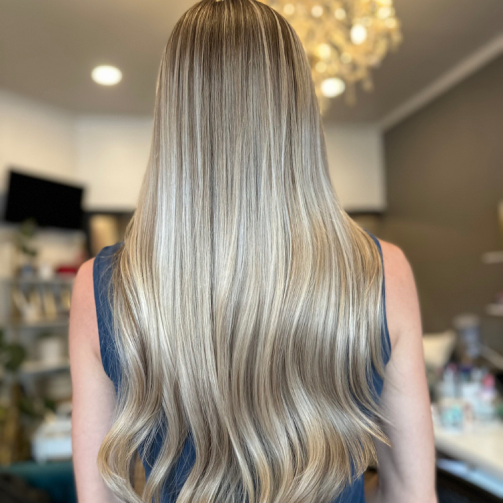 Balyage + Teasy Light + Haircut