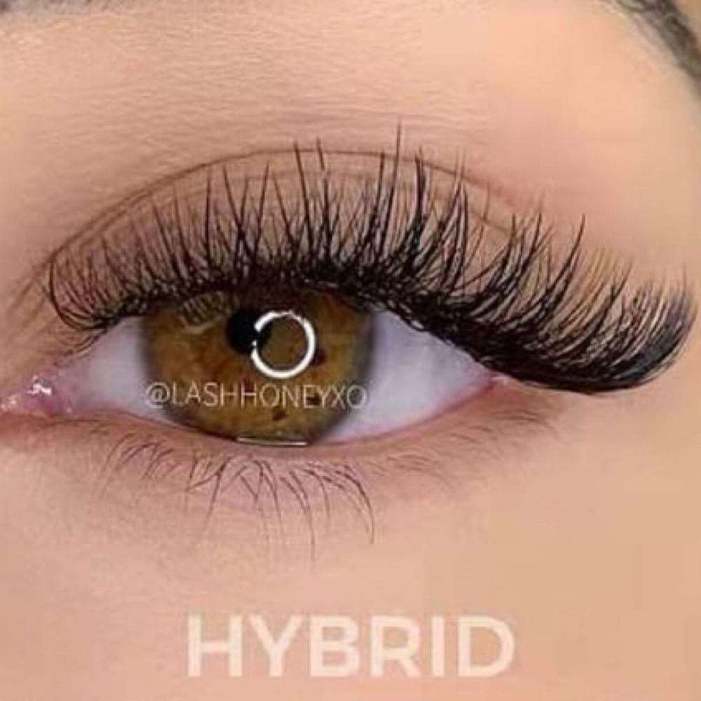 Hybrid Lash 2 Weeks Touch Up at NAIL CARE OF PLAINFIELD in Plainfield, IL