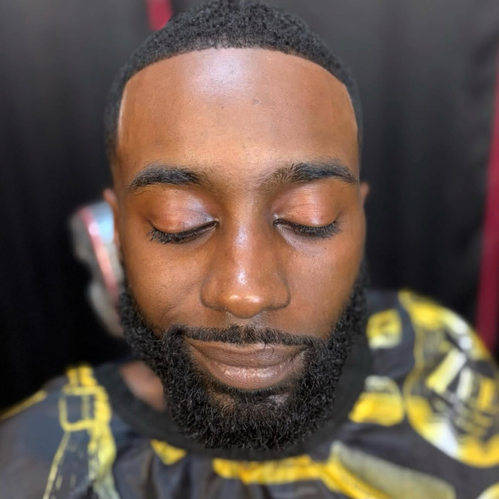 Beard Trim at Smiley tha Female Barber in Cincinnati, OH