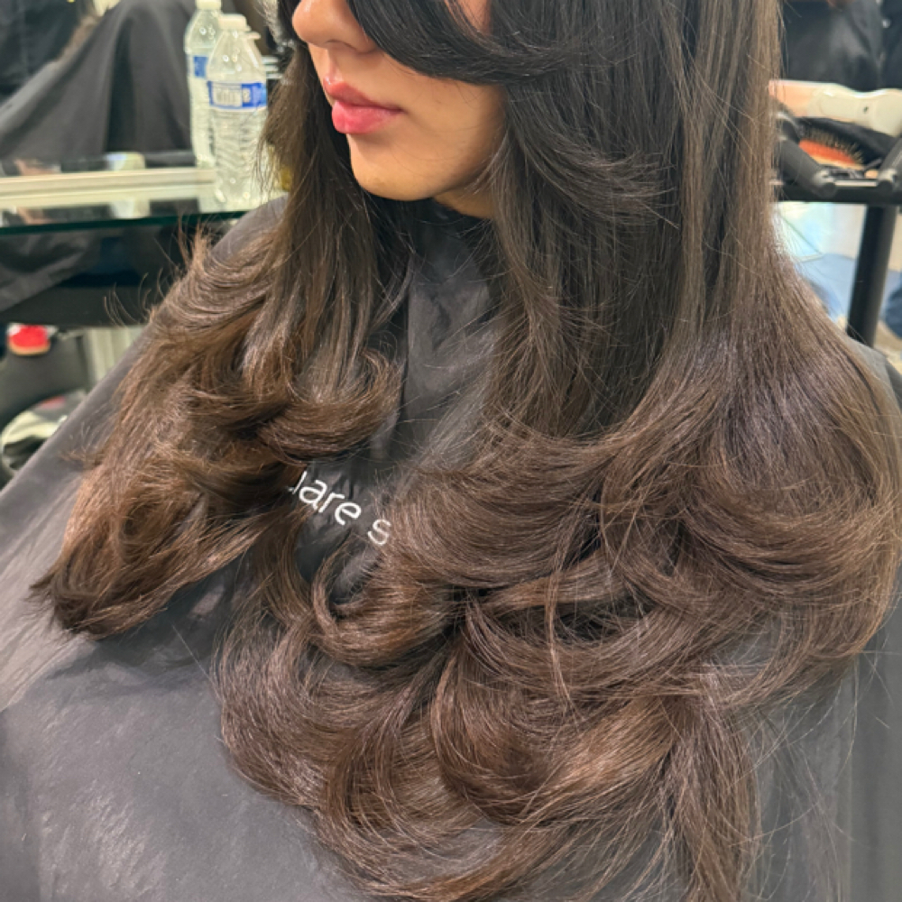 Womens Haircut at Mayra in Las Vegas, NV