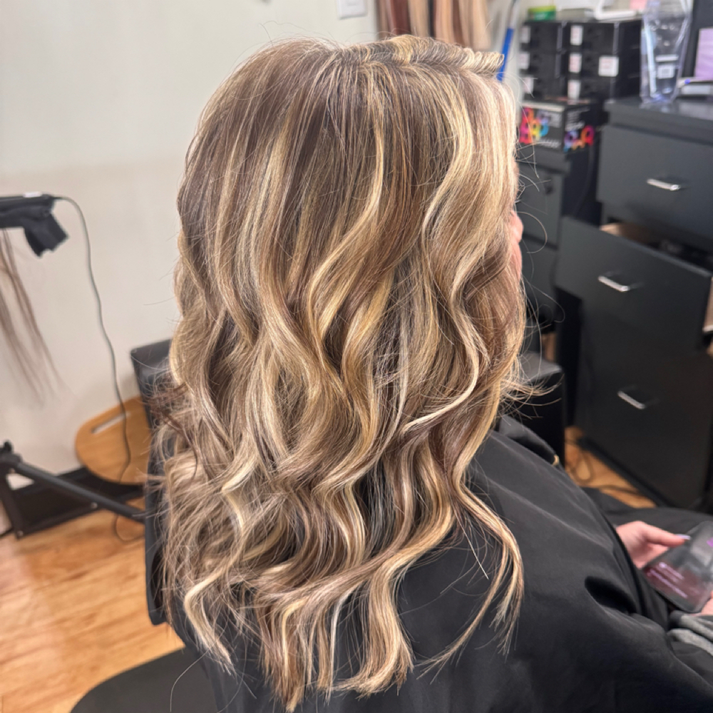 Highlights And Lowlights at Seamless Hair Design in Lexington, KY