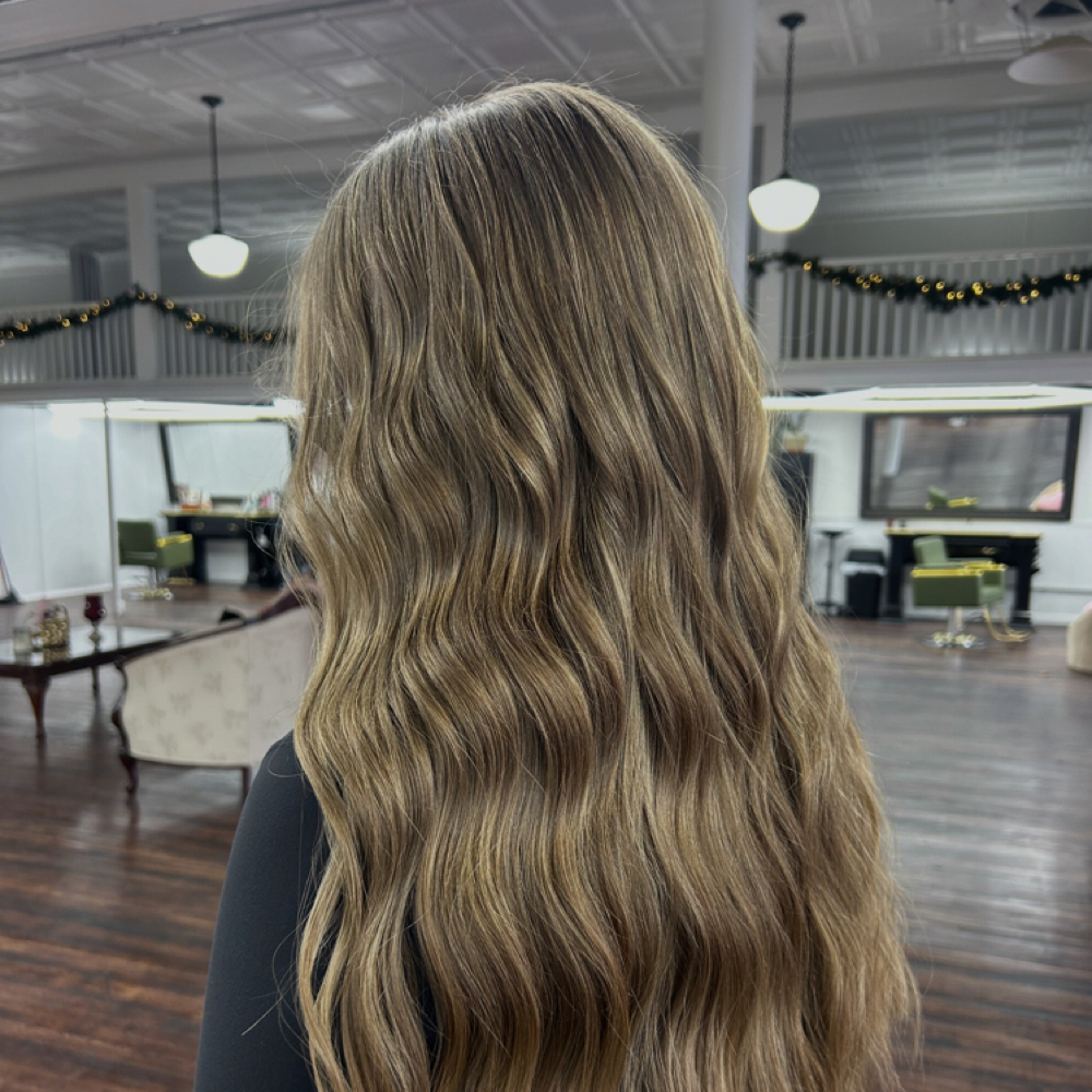 Wash and Style at Beautyby.nicoleh in Charlotte, MI
