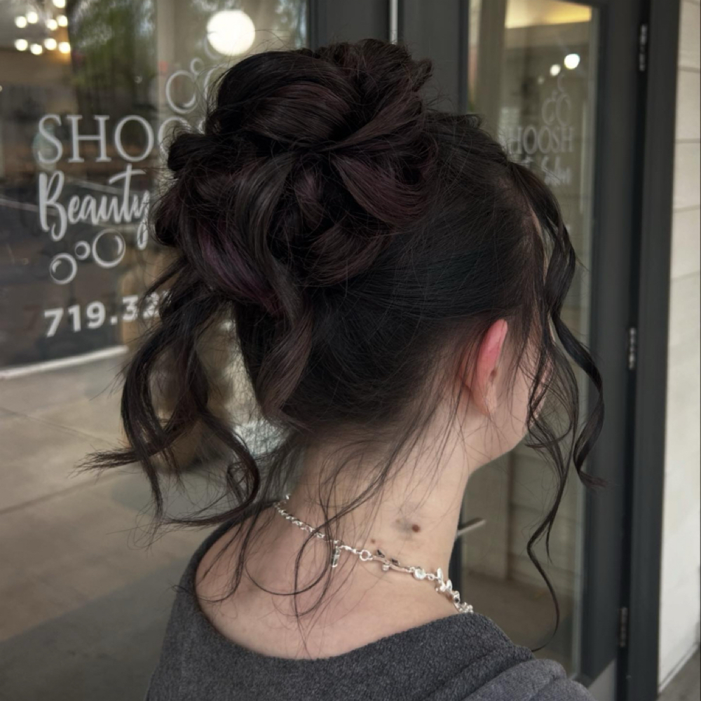 Shampoo & Styles at Amelia Murphy at Shoosh Salon in Colorado Springs, CO