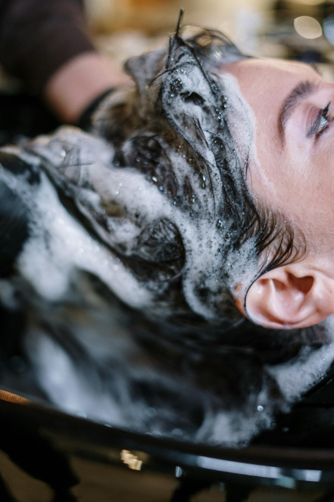 Aromatherapy Scalp Massage