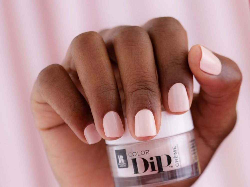 Dip Manicure