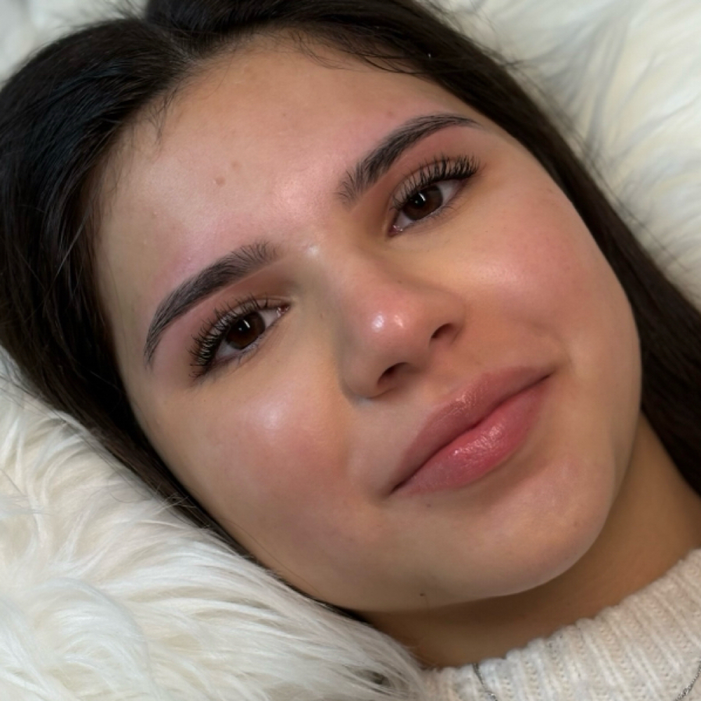 Brow Waxing ( First Time) at Theazbrowlaminator in Glendale, AZ