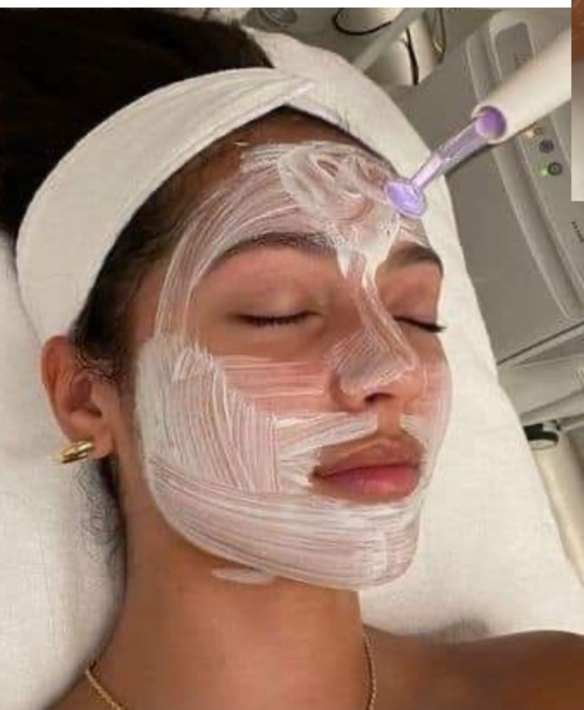 Teen Glow Facial (Ages 13–18)