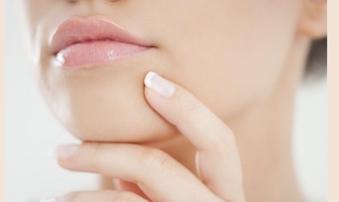 Chin & Neck Wax